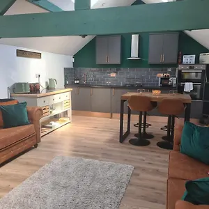 villa-the-granary.hotelsin-chester.com/